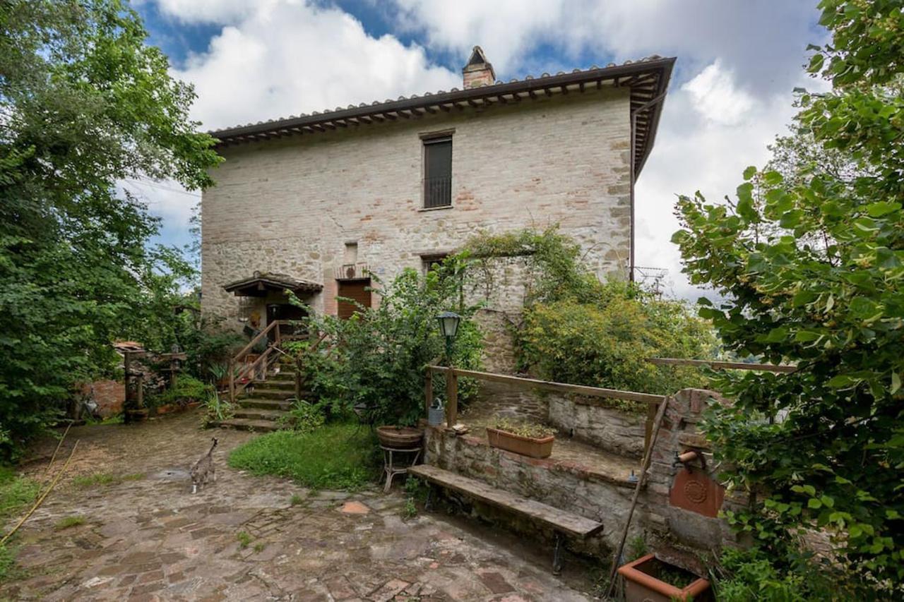 Agriturismo Il Poggio degli Scoiattoli Perugia Esterno foto